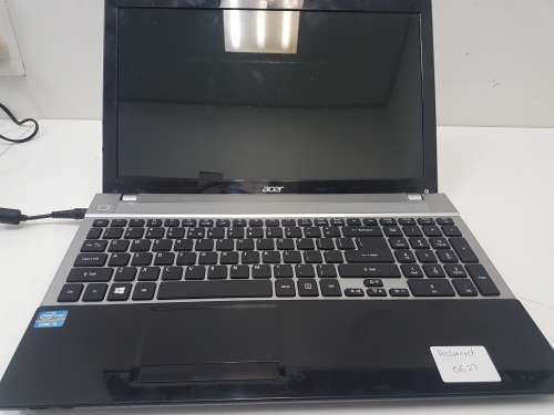 Acer Aspire V8