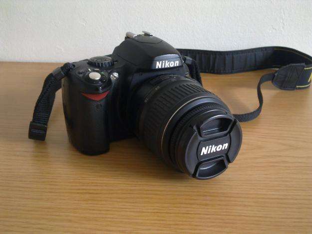 NIKON D40