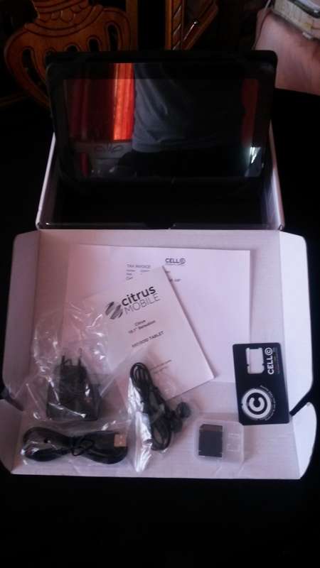 Dual-SIM Citrus Sensation 10.1" Tablet *LAST CHANCE*