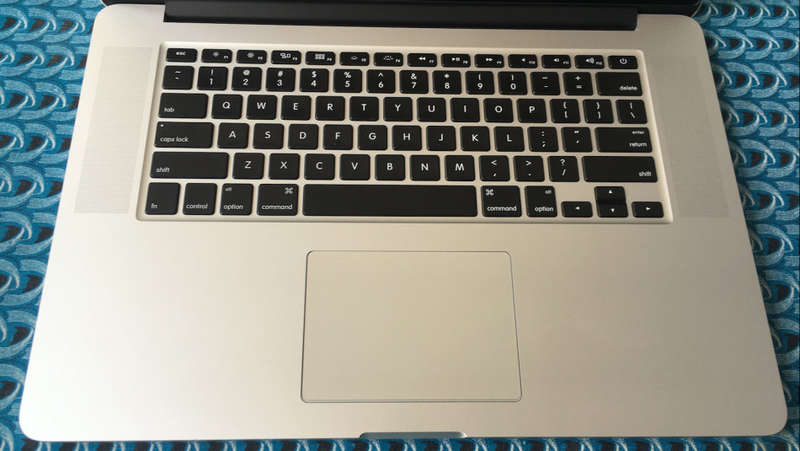 Apple MacBook Pro (15-inch, ME294LL/A) - [Quad-Core i7, 16GB RAM, 512GB SSD, GeForce GT 750M]