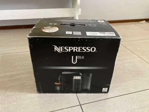 Nespresso UMilk Coffee Machine (D55-ZA-BK-NE)
