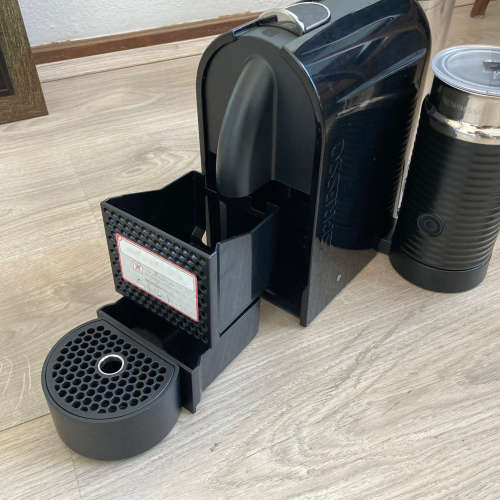 Nespresso UMilk Coffee Machine (D55-ZA-BK-NE)