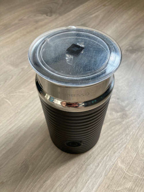 Nespresso UMilk Coffee Machine (D55-ZA-BK-NE)