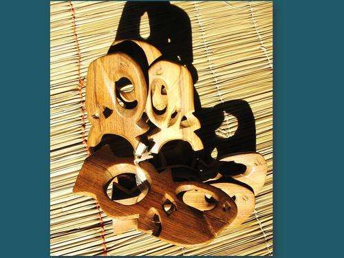 SERVIETTE RINGS * 6 x ELEPHANT HAND CARVED WOODEN SERVIETTE HOLDERS!!****