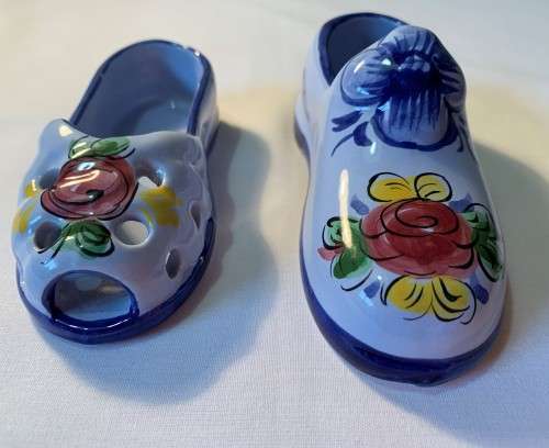 VINTAGE PORTUGUESE MINIATURE  SHOES