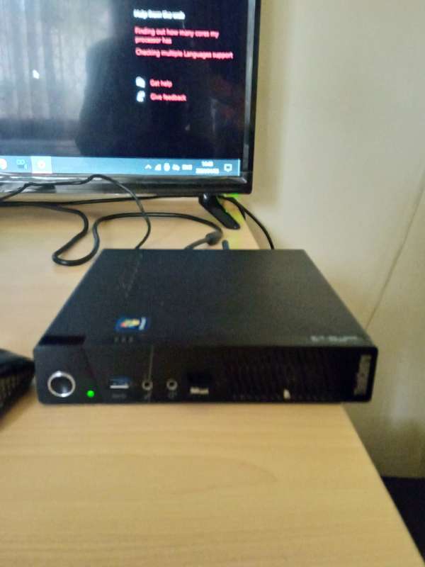 Lenovo tiny M93 pc
