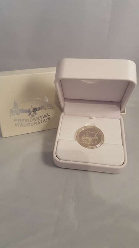 **YES!!-THE INAUGURATION R1 IN THE WHITE CASE**-**VERY VERY RARE!!!***