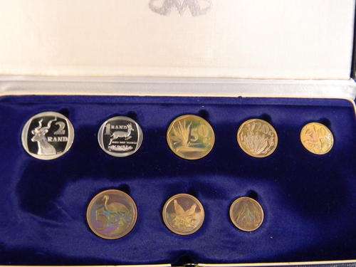 2 AVAILABLE -1992 AND 1993 SHORT PROOF SETS-HAVE A PEEK