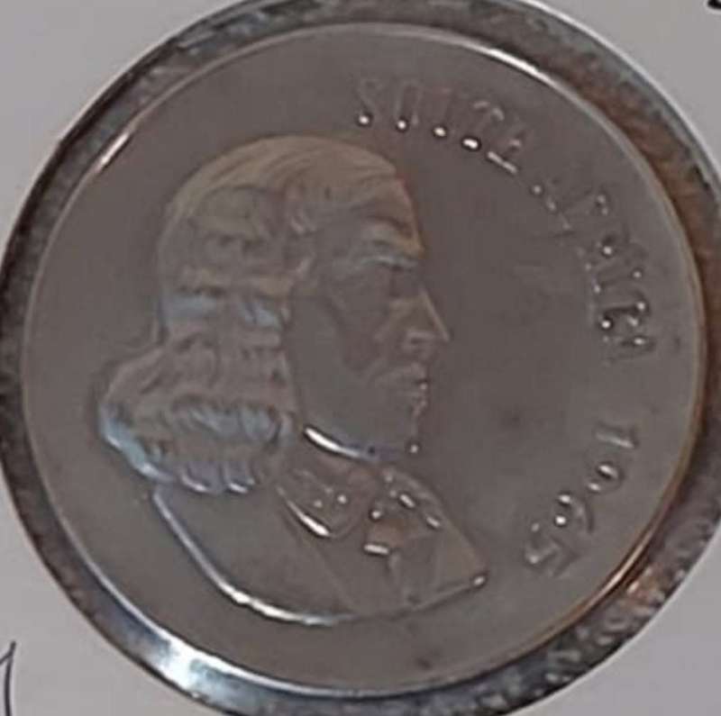 EXTREMELY RARE 1965 50c ENGLISH LEGEND