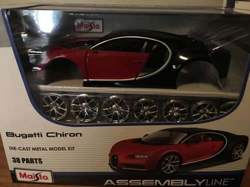 BUGATTI CHIRON DIE-CAST METAL MODEL KIT