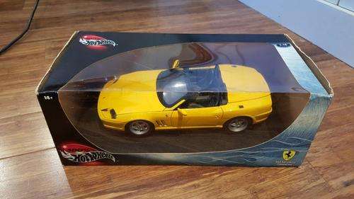 HOTWHEELS 1:18 - 29756 FERRARI 550 BARCHETTA PININFARINA