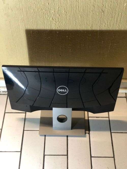 Dell 27 LED Backlit LCD Monitor IPS Full HD 1080p, 1920x1080 at 60 Hz HDMI VGA, Black