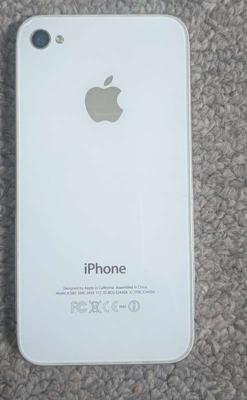 iPhone 4S