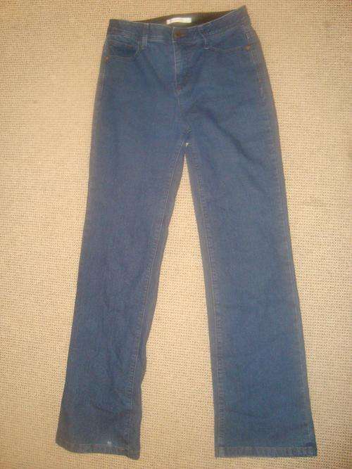 Woolworths Boot Leg Jeans Size 33 - In good condition! STARTING PRICE ONLY R1!!!