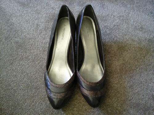 SHOES: Woolworths Brown High Heels Size 9: BRAND NEW