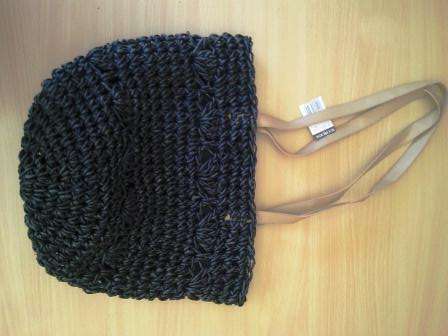 STUNNING WOOLWORTHS HANDBAG: Gorgeous Weaved Handbag - AN ABSOLUTE MUST HAVE - RETAILS +-R299!