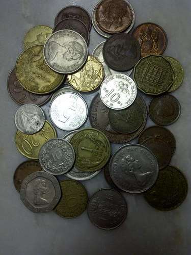 BARGAIN - 35 WORLD COINS incl.SHILLING AND MORE...! BID PER COIN TO TAKE THE LOT! GREAT START!