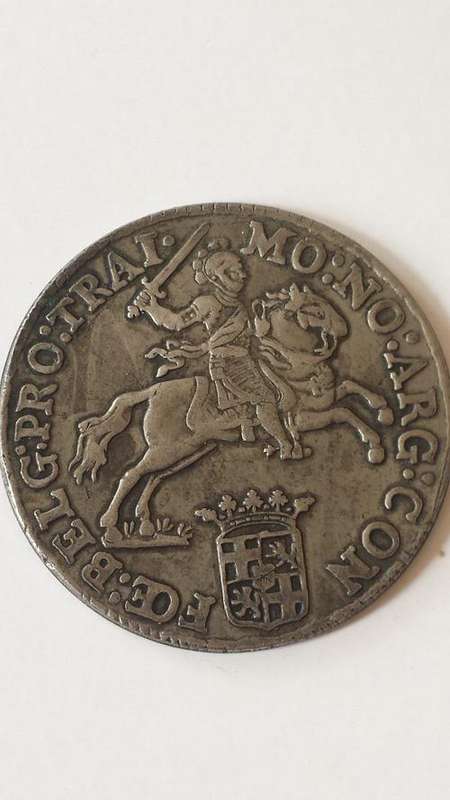 SCARCE VAN RIEBEECK MEDALLION - NOT MANY LIKE THIS AROUND! ONLY 1 AVAILABLE.