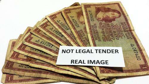 TREASURE NOTES! 10 x T W de JONGH ONE RAND NOTES IN GOOd condition! BID PER NOTE TO TAKE ALL!