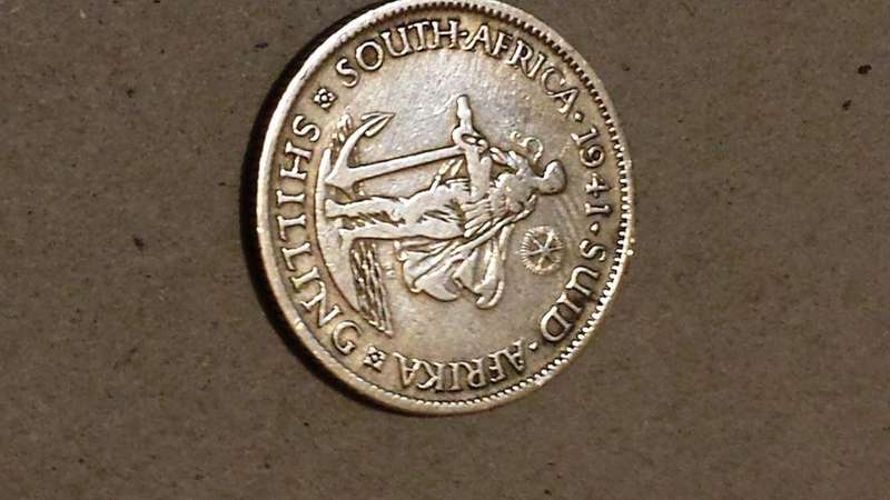 SCARCER FIND! 1941 UNION OF SOUTH AFRICA SHILLING - SILVER.