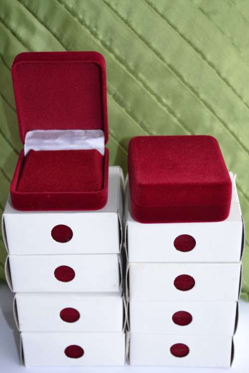 VELVET BOX  55 X65 X 25 mm