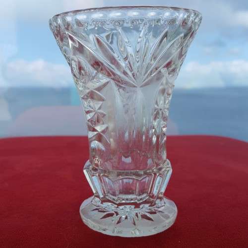 CRYSTAL VASE