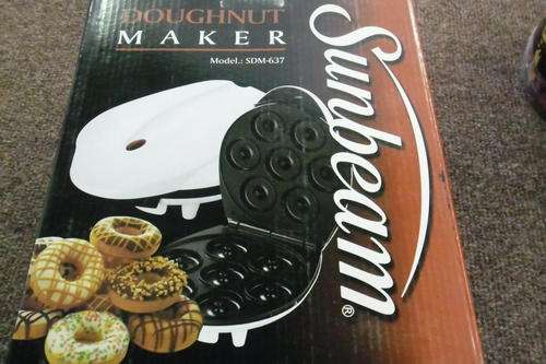 Doughnut maker