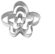 Fondant cut out funky flowwer