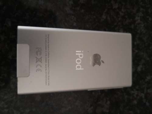 Apple iPod Nano | 7th Generation | 16GB | Silver