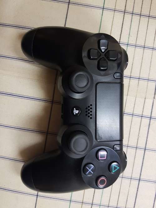 Playstation 4 Console 500GB (Great Condition)