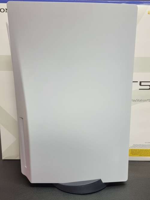 Playstation 5 - DISC Edition - (PS5) ( great condition and complete)