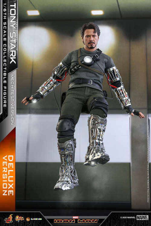 Hot Toys MMS582 Tony Stark Mech Test Deluxe Version