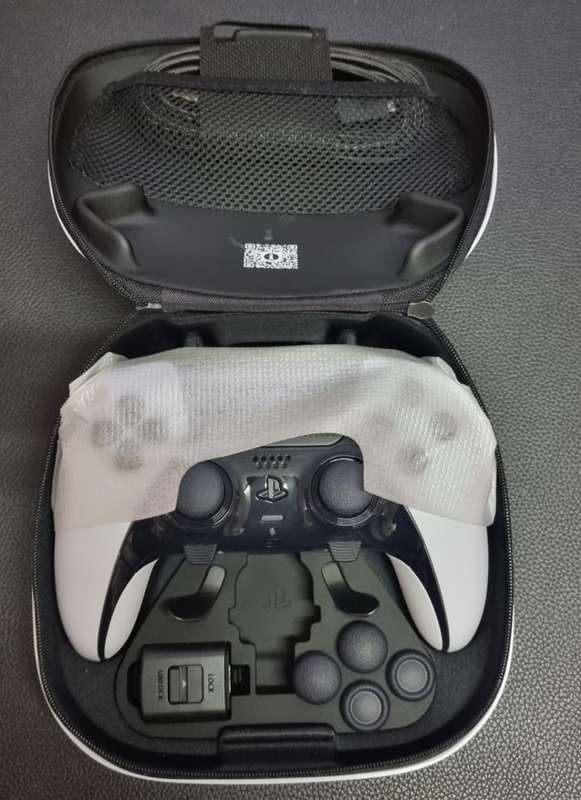 Playstation Dualsense Edge Pro controller + sealed stick Module - PS5 - (as new condition)
