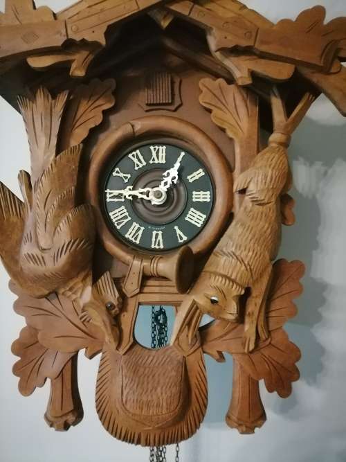 Vintage Large West Germany Hunting Cuckoo Clock