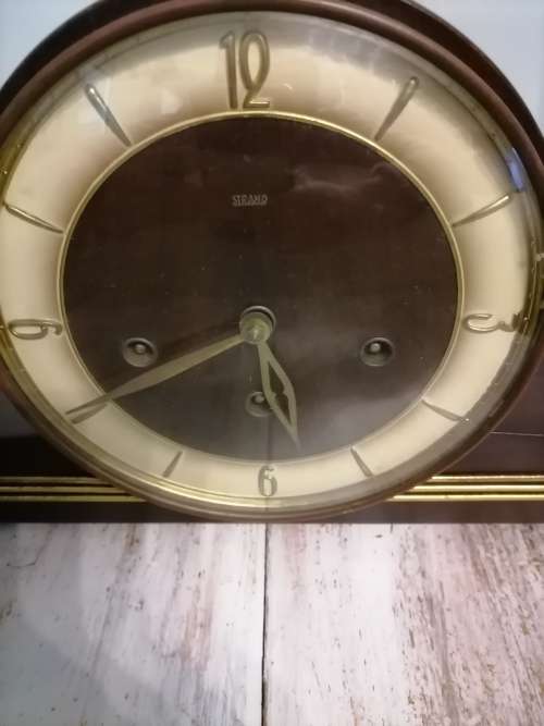 Vintage Strand Mantle Clock