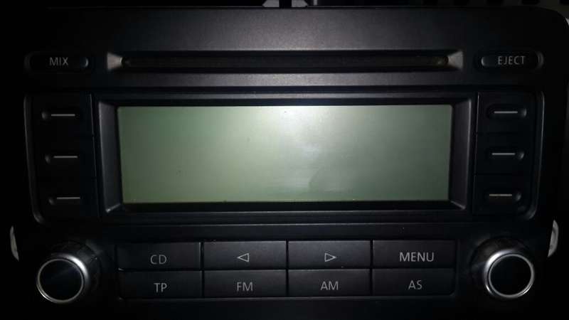 VW GOLF 5 GTI ORIGINAL HEAD UNIT BRAND NEW