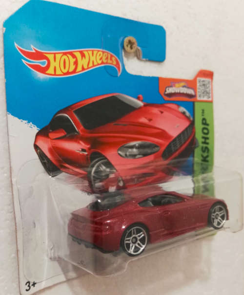 Hot Wheels Aston Martin DBS