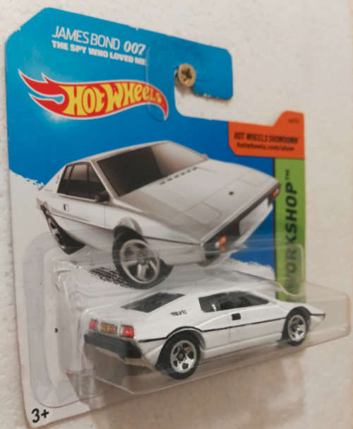 Hot Wheels Lotus Esprit S1 007