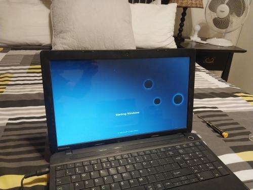 Toshiba Laptop for Sale - Screen Damaged no charger- Sold as is