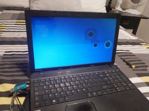 Toshiba Laptop for Sale - Screen Damaged no charger- Sold as is