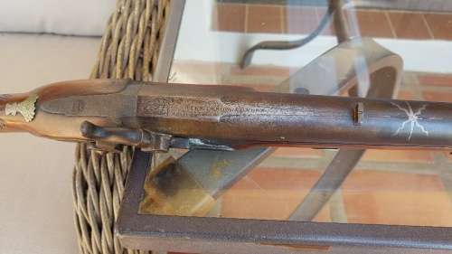 ANTIQUE PERCUSSION MUZZLE LOADING GUN