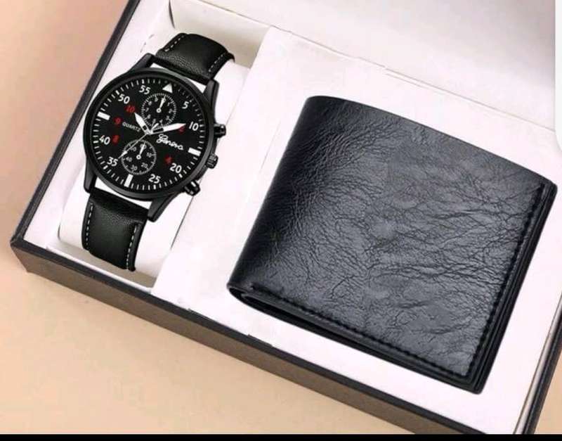 2pc luxurious Men`s quartz watch with a wallet