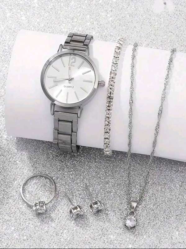 6pc luxurious woman Quartz Watch set