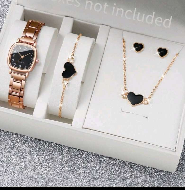 5pc luxurious woman Quartz Watch set