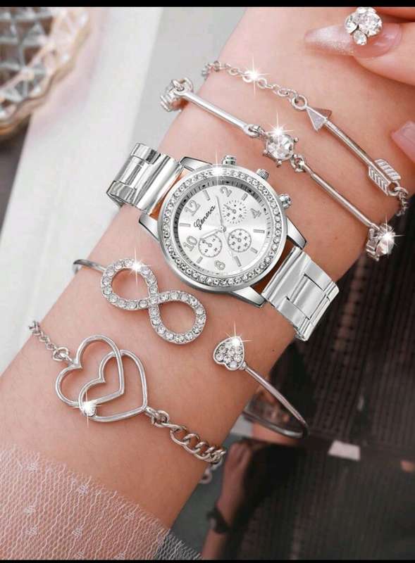 5pc luxurious woman Quartz Watch set