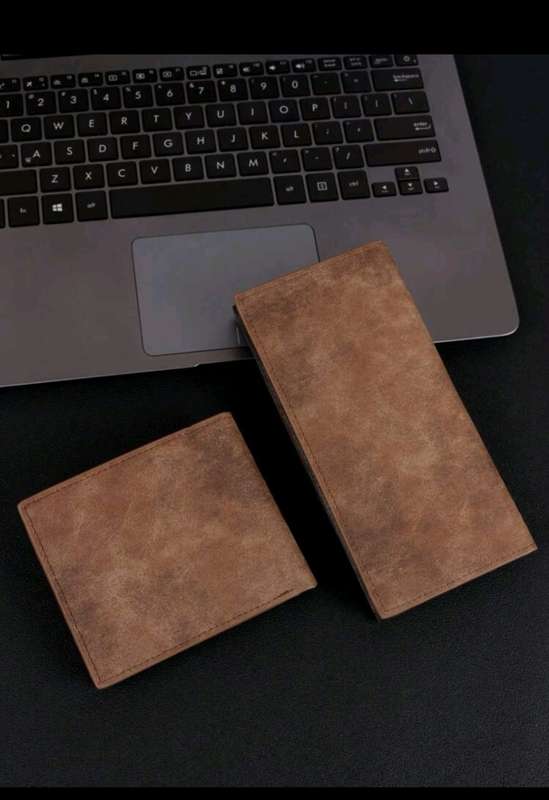 Wow amazing luxurious 2pc wallet Men`s leather hovis 2 Piece Wallet set