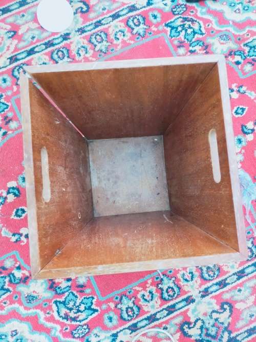 wooden bucket