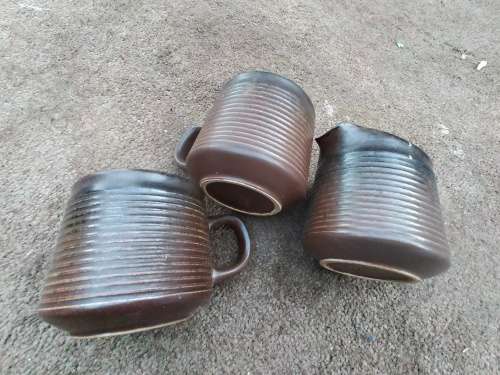 3 tea cups