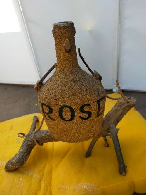 rosé bottle art