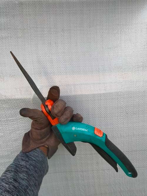 Gardena trimming scissors